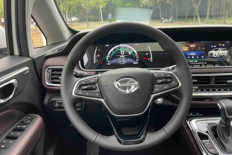 Used GAC Trumpchi M6 2023 PRO 270T DCT Luxury Edition
