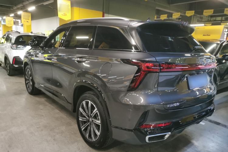 Used Changan CS75 PLUS 2025 Model, 3rd Generation Champion Edition 1.5T Jinghang Version
