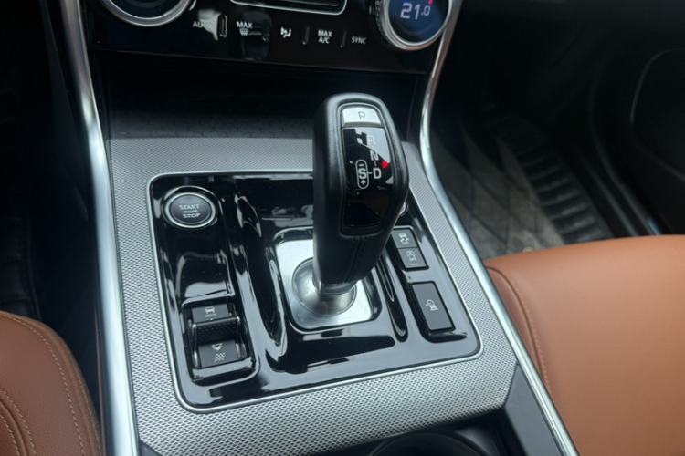 Used Jaguar XEL 2021 2.0T 250 PS R-DYNAMIC S Advanced Sport Edition Interior 1