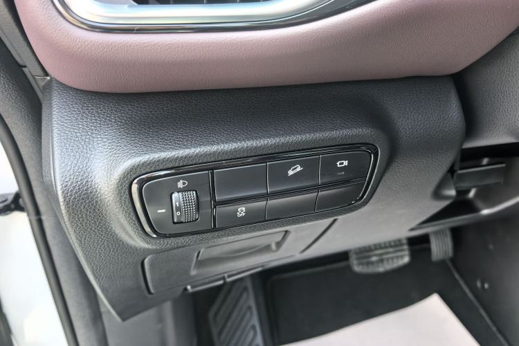 Used GAC Trumpchi M6 2023 PRO 270T DCT Luxury Edition Interior 7