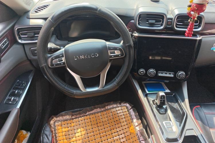 Used Lynk & Co 02 2020 1.5T DCT Two-Wheel Drive Zhaopu Version Steering Wheel