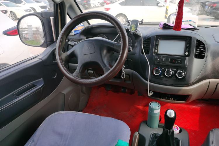 Used FORTHING Lingzhi 2013 M3 1.6L 7-seat Standard Model
