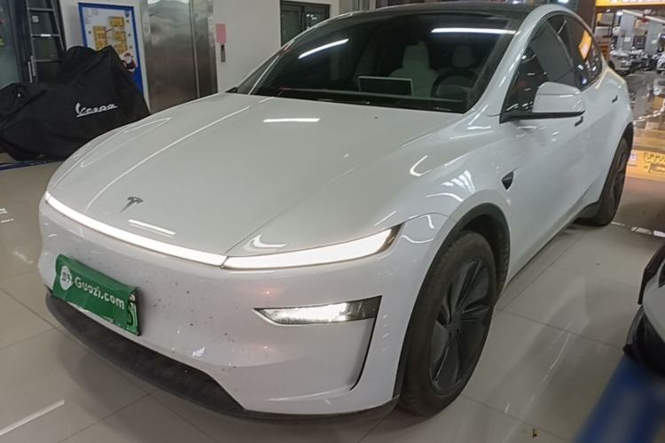 Used Tesla Model Y 2025 Rear-Wheel Drive First Edition