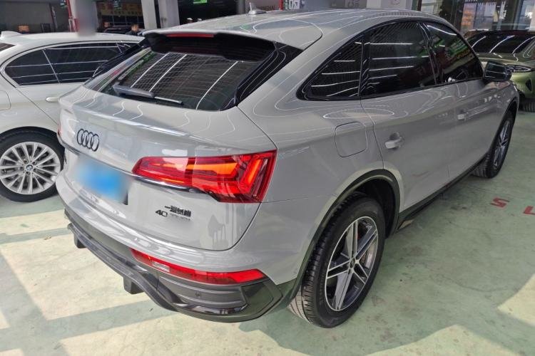 Used Audi Q5L Sportback 2022 Updated 40 TFSI Fashion Version
