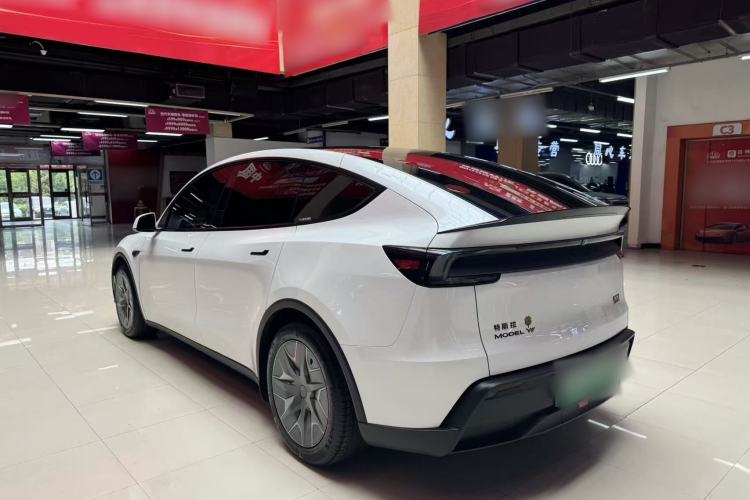 Used Tesla Model Y L 2025 Model Long-Range All-Wheel-Drive Version
