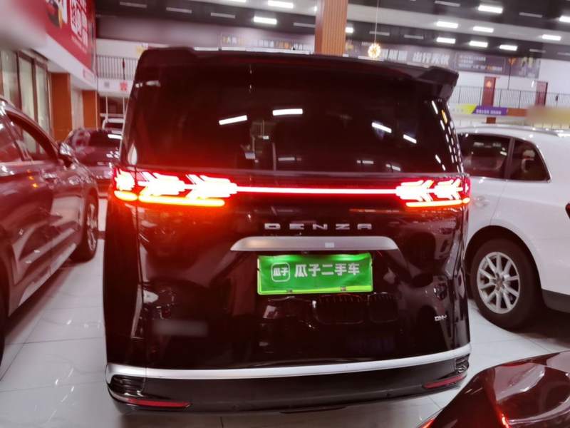 Used Denza D9 2024 DM-i 1050 Luxury Model — 5
