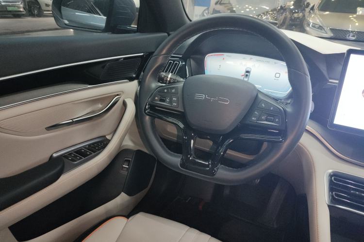 Used BYD Song PLUS New Energy 2023 Champion Edition DM-i 110KM Flagship Model