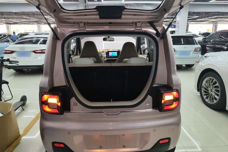 Used Geely Galaxy Panda 2023 Panda Mini 200km Endurance Bear