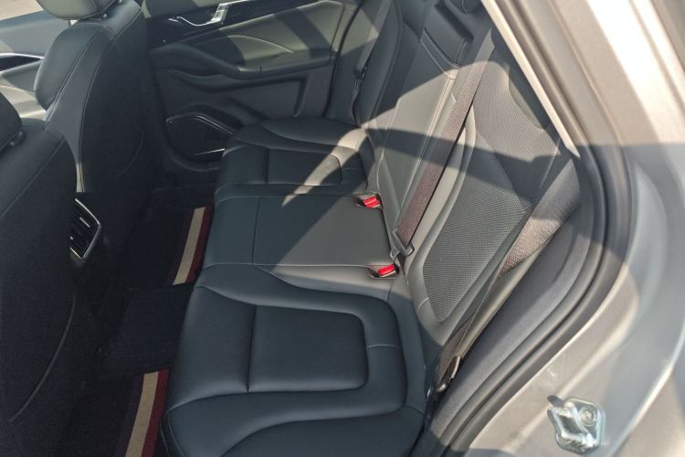 Used Bestune B70 2023 Third Generation 1.5T Automatic Enjoyment Version
