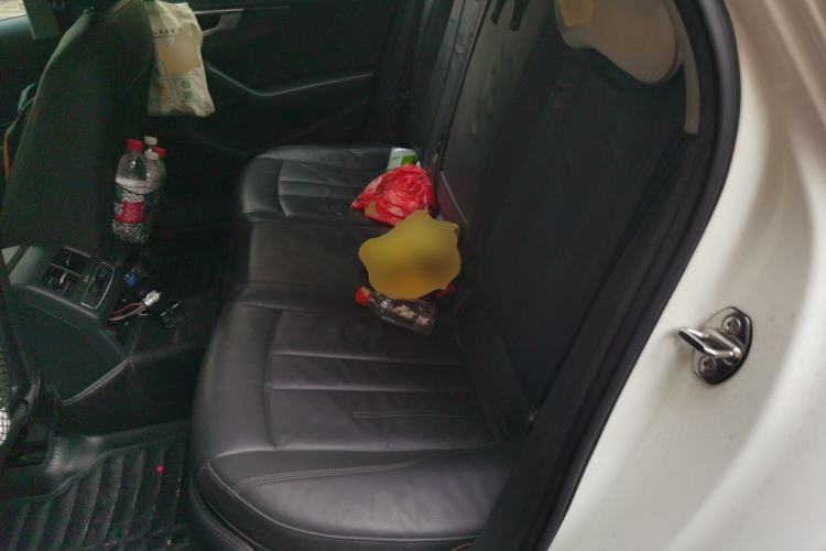 Used Audi A4L 2018 30th Anniversary Edition 40 TFSI Fashion Model Left Rear Seat