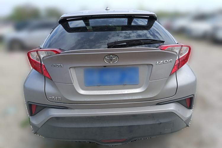 Used Toyota IZOA 2018 2.0L Yichi Version China VI Standard