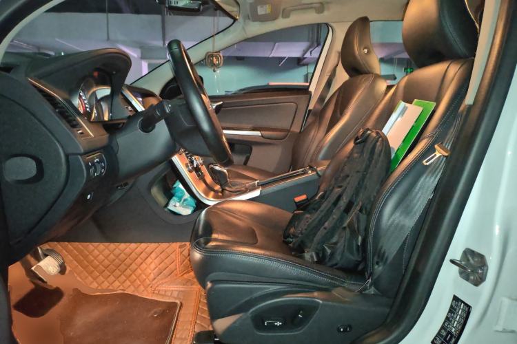 Used Volvo XC60 2017 T5 Smart Upgrade Edition