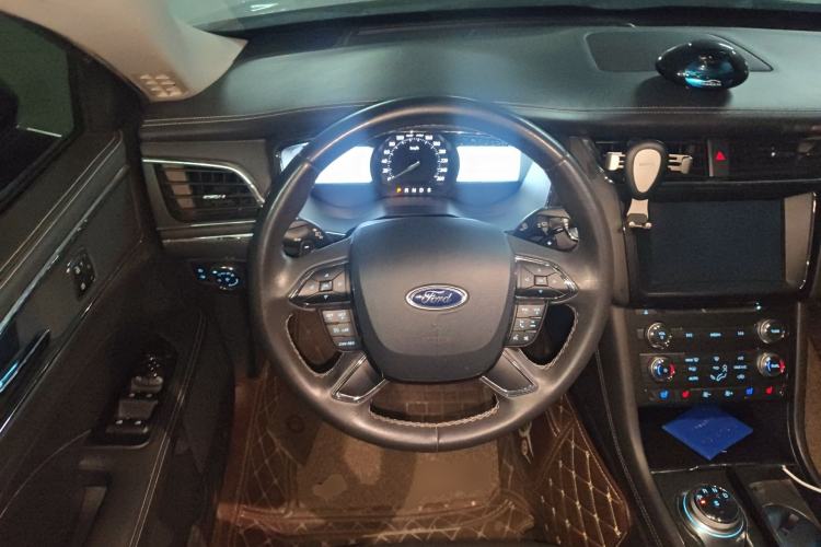 Used Ford Taurus 2018 EcoBoost 245 Fashion Edition China V Standard
