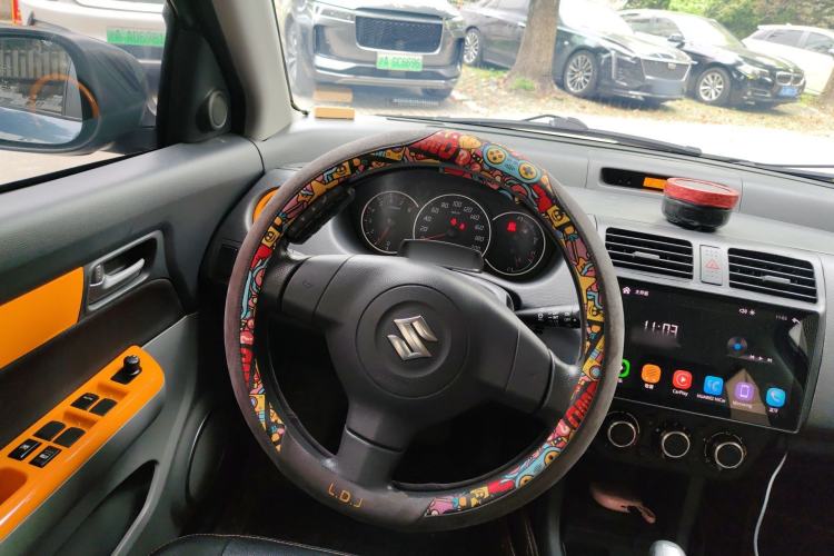 Used Suzuki Swift 2016 1.5L Automatic Fashionable Coolplay Edition
