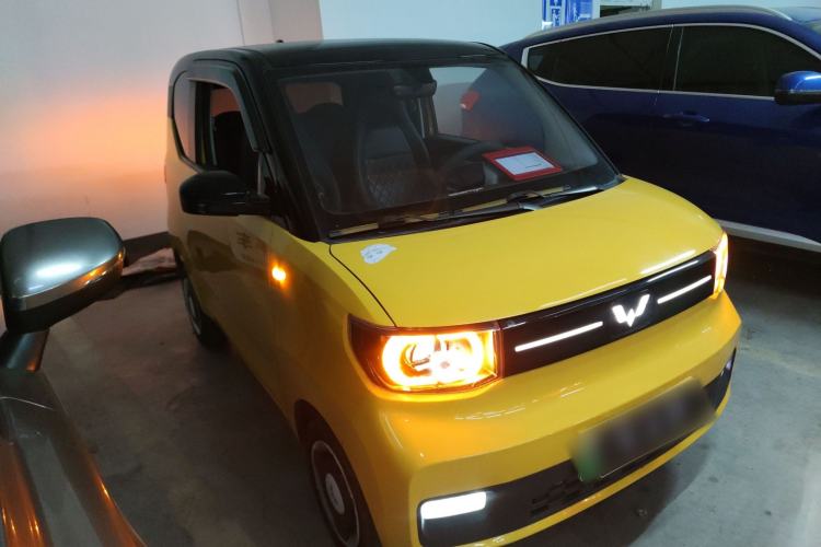 Used Wuling Hongguang MINIEV 2022 Macaron Premium Model – Lithium Iron Phosphate