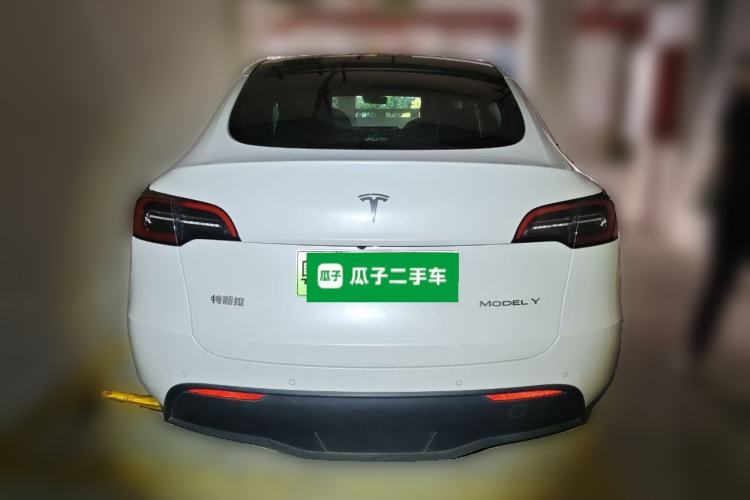 Used Tesla Model Y 2022 Long-Range All-Wheel-Drive Version