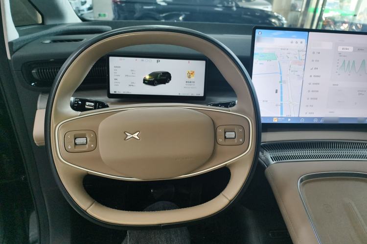 Used XPeng X9 2024 640 All-Wheel Drive High-Performance Max
