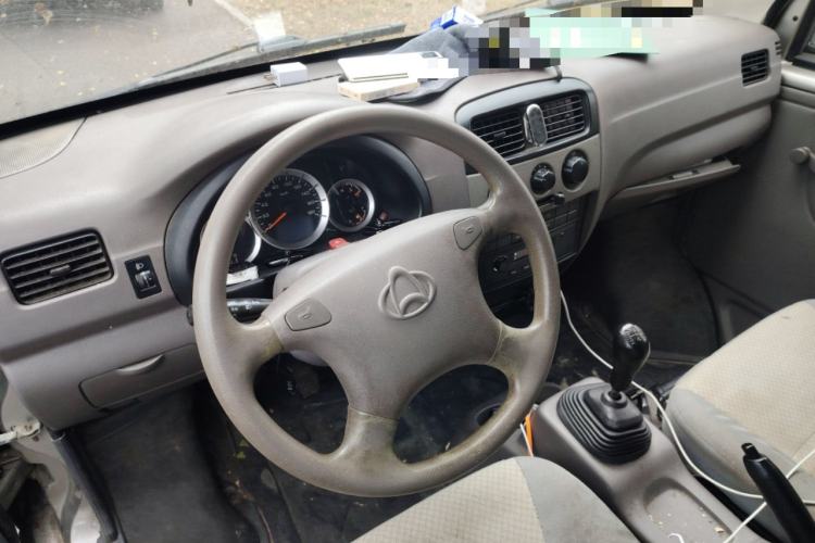 Used CHANGAN KUAYUE V3 2017 1.2L Box-Type Truck DK12-10
