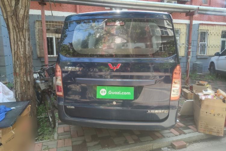 Used Wuling Rongguang V 2015 1.5L Base Version
