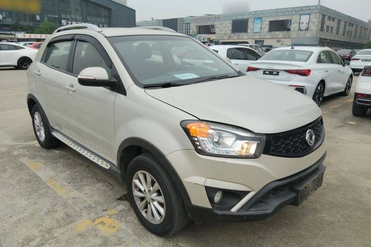 Used SsangYong Korando 2014 2.0L Gasoline Two-Wheel Drive Manual Comfort Navigation Edition
