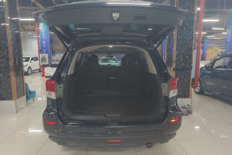 Used Nissan Terra 2020 2.5L XL Upper Automatic Two-Wheel Drive Luxury Edition
