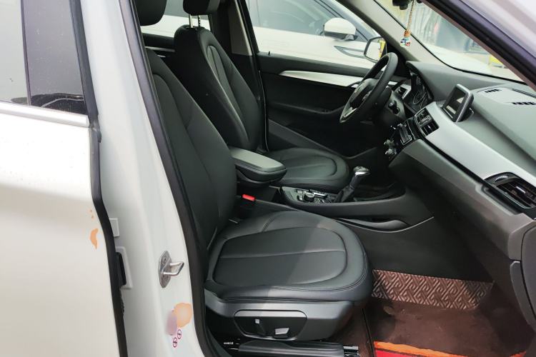 Used BMW X1 2018 sDrive20Li Leading Model