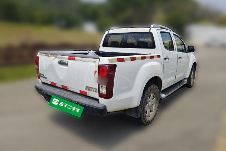 Used Isuzu D-MAX 2018 3.0T Two-Wheel Drive Automatic Elite Version 4JJ1-TC HI