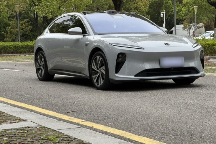 Used Nio ET5 2024 75 kWh Exterior 1