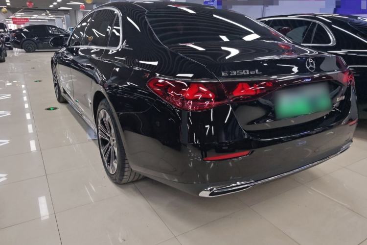 Used Mercedes-Benz E-Class New Energy 2024 E 350 e L Plug-in Hybrid Sedan Exterior 3