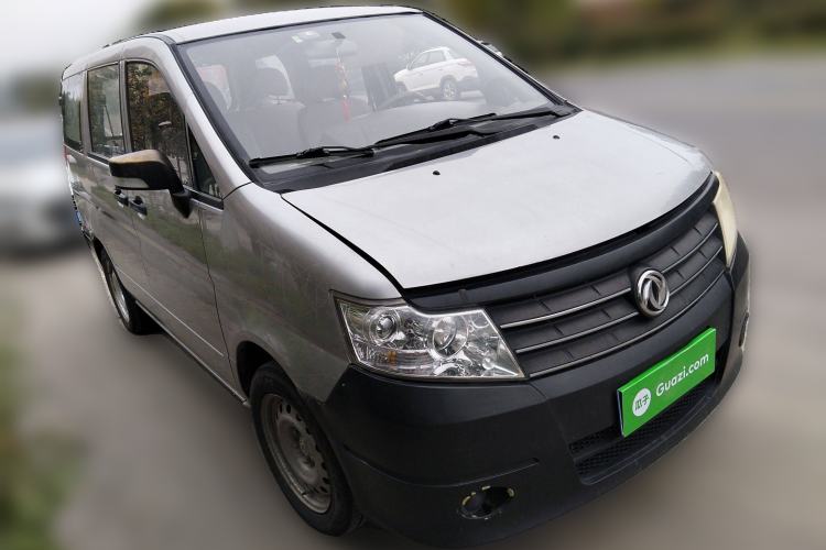 Used Dongfeng Shuaike 2013 1.5L Manual Standard Model 7-Seater China V Standard