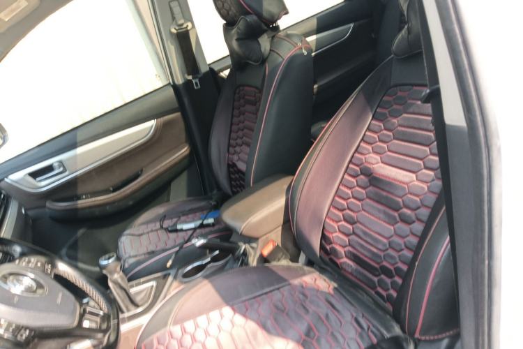 Used FORTHING Joyear X6 2017 Jingxiang Series 1.5T Manual Luxury Model
