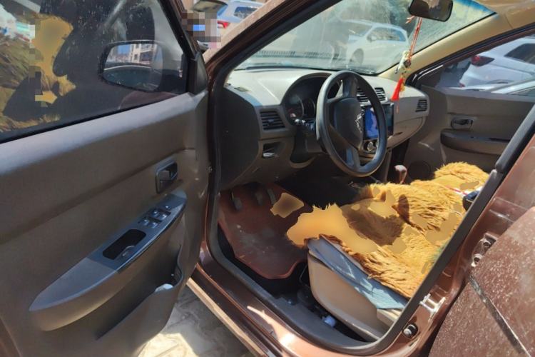 Used Wuling Hongguang 2014 1.5L S Standard Version Driver Seat