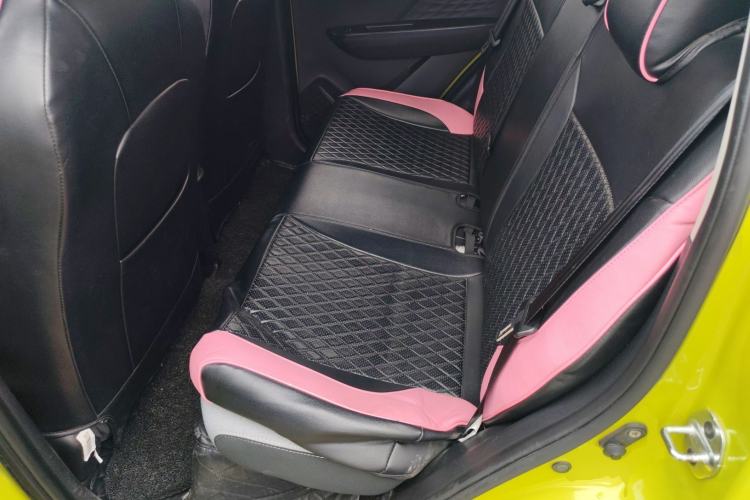 Used SOL E10X 2021 302 km Range Luxury Version 31.4 kWh Left Rear Seat