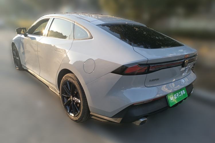 Used Changan UNI-V iDD 2023 ZhiDian iDD 1.5T 113km Smart & Fun Version
