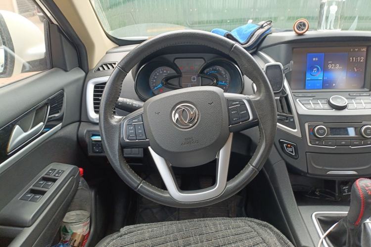 Used Dongfeng Aeolus AX7 2015 2.0L Manual Zhiyi Trim