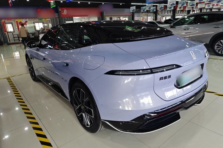 Used Avatr 06 2025 Pro Range-Extended Edition Exterior 2