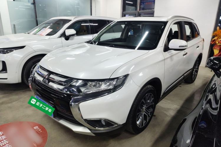 Used Mitsubishi Outlander 2016 2.4L 4x4 Elite Edition 5 Seats