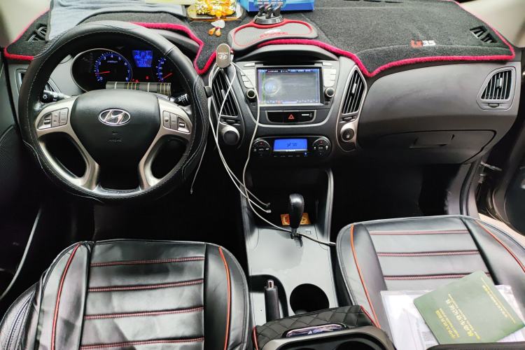 Used Hyundai ix35 2010 2.0L Automatic Two-Wheel Drive Elite Edition GLS
