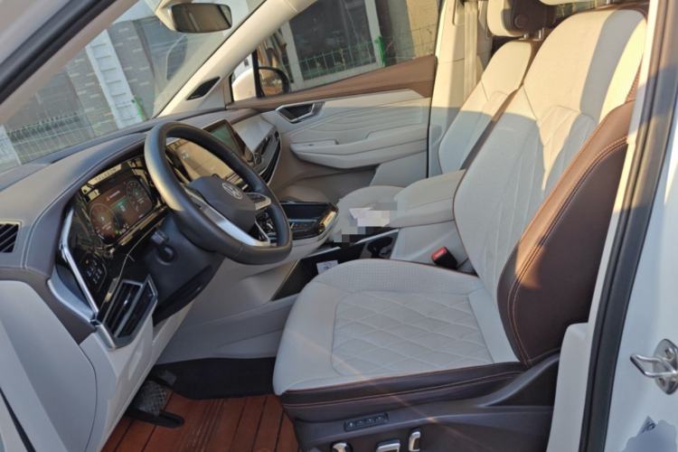 Used Volkswagen Talagon 2022 530TSI Four-Wheel Drive Flagship Shengjing Edition Pro 6-Seater Left Front Seat