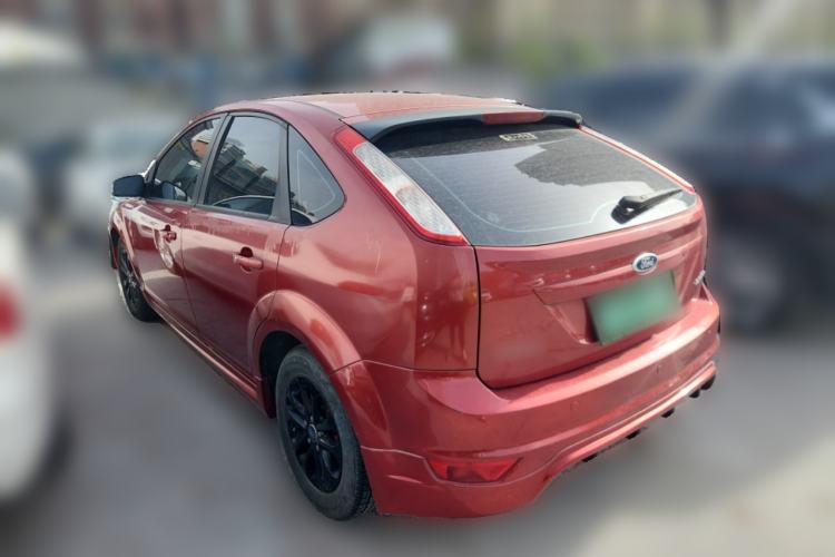 Used Ford Focus 2012 Hatchback Classic 1.8L Automatic Fashion Edition
