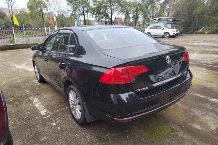 Used Volkswagen Bora 2016 1.6L Manual Comfort Model

