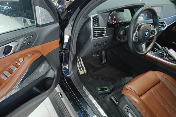 Used BMW X7 2019 xDrive40i Executive Model M Sport Package