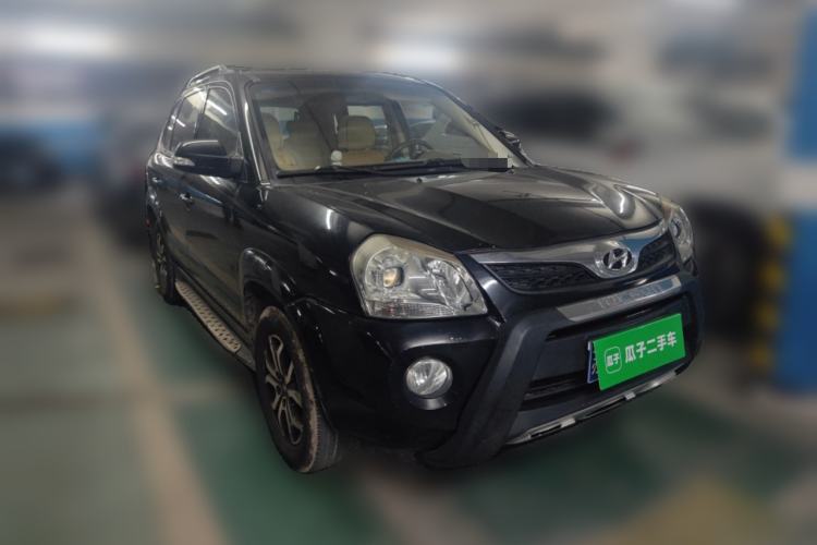 Used Hyundai Tucson 2013 2.0L Manual Two-Wheel Drive Fashion Edition