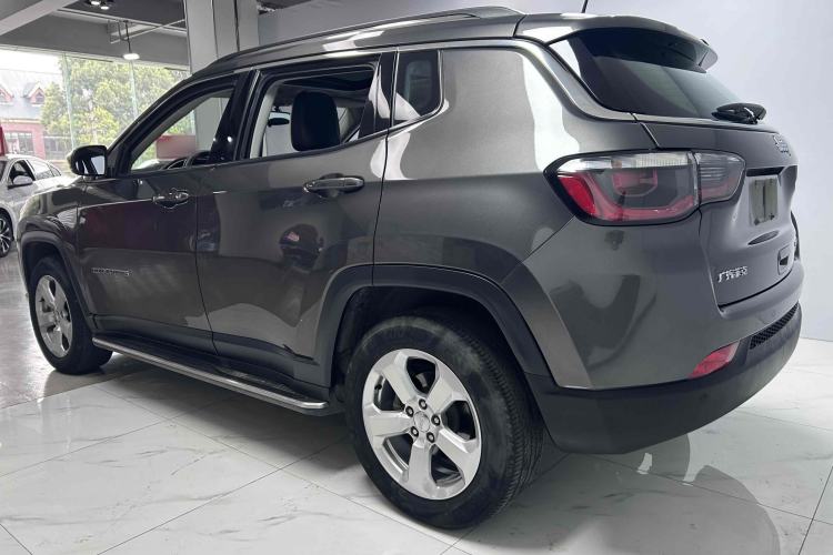 Used Jeep Compass 2017 200T Automatic Family Edition Exterior 4