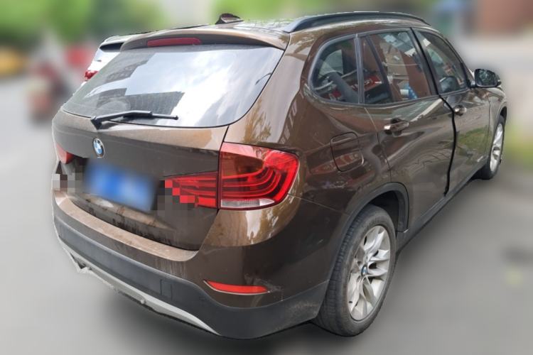 Used BMW X1 2014 sDrive18i Leading Model Rear Right 45 Deg