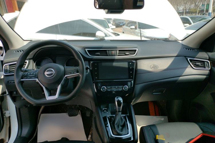 Used Nissan Qashqai 2023 Classic 2.0L CVT XV Comfort Edition Center Console