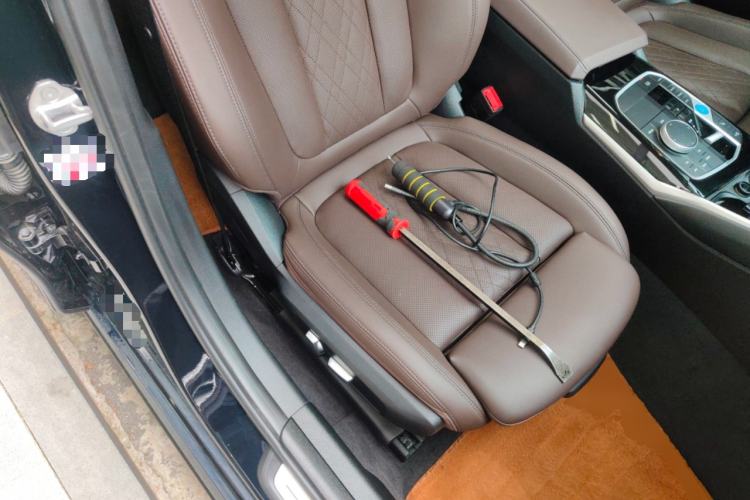 Used BMW i3 2022 eDrive 35 L Right Front Seat