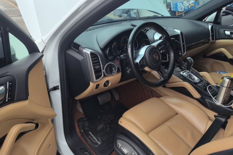 Used Porsche Cayenne 2016 Cayenne Platinum Edition 3.0T