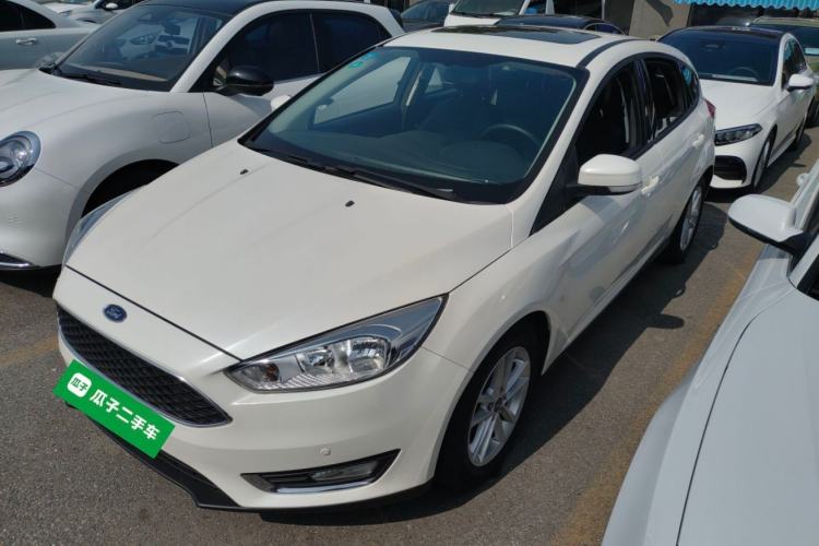 Used Ford Focus 2015 Hatchback EcoBoost 125 Automatic Supreme Style Edition