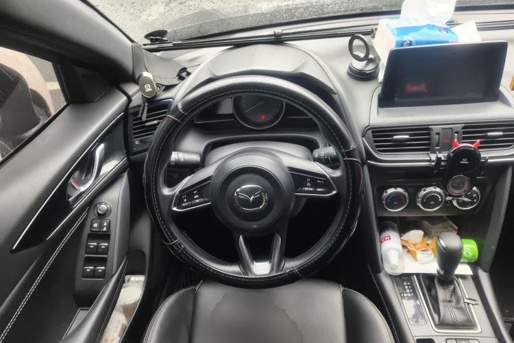 Used Mazda CX-4 2020 2.0L Automatic Two-Wheel Drive Blue Sky Dynamic Edition Steering Wheel